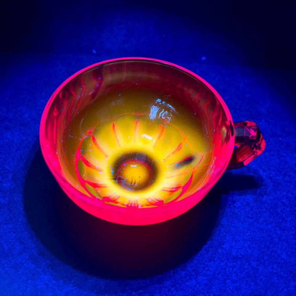 Uranium glass cup